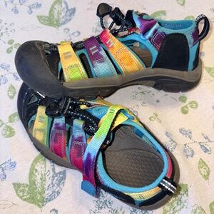 Keen Kids size 1